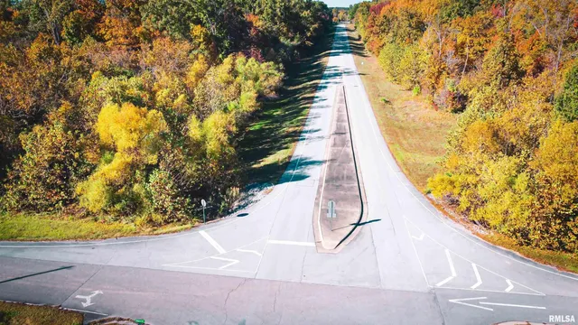 $400,000 | 13 Hwy Crainville Il 62918 Highway, Carterville, IL 62918