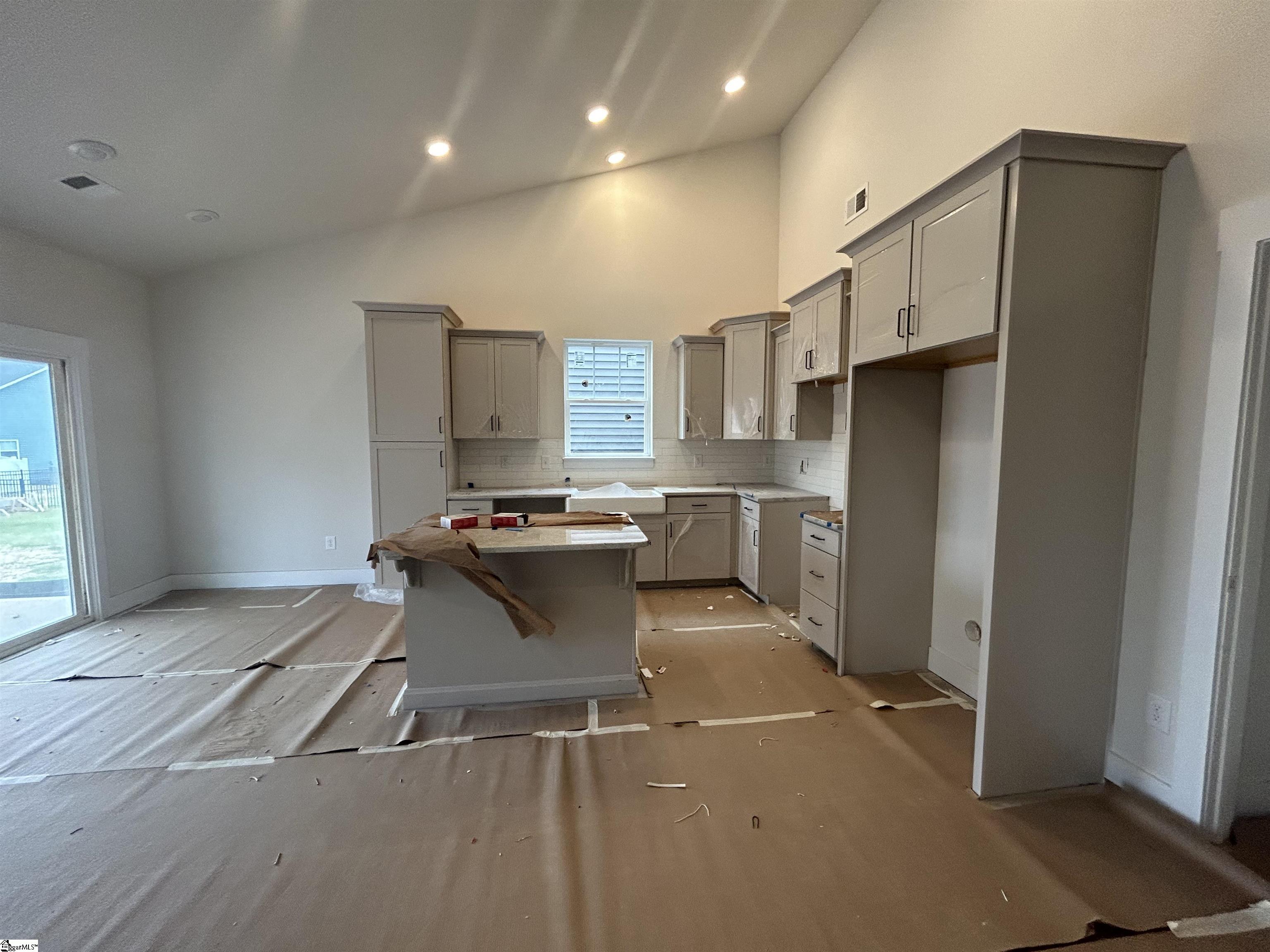 208 Benjamin Drive Easley, SC 29642 - Photo 4 of 12