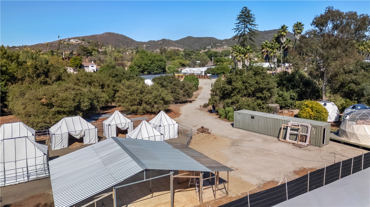 1955 Friendly Drive Vista, CA 92084 - Photo 38 of 75