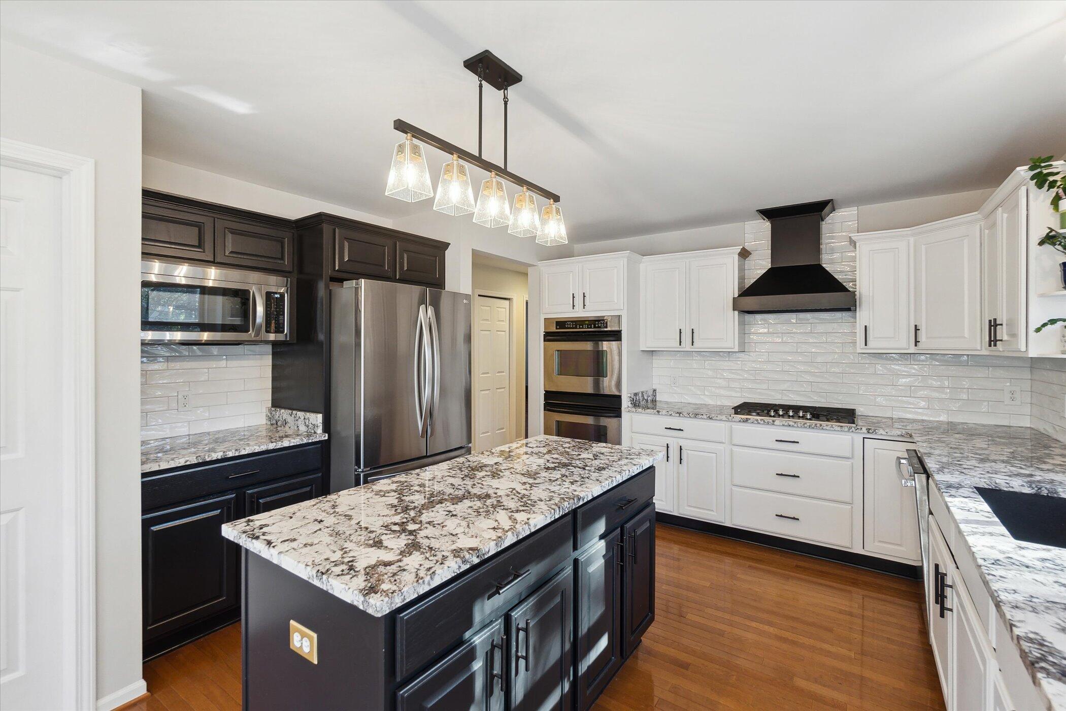8200 Walkabout Way Pinckney, MI 48169 - Photo 11 of 56 13-8200-Walkabout-Way-Pinckney-MI-48169-