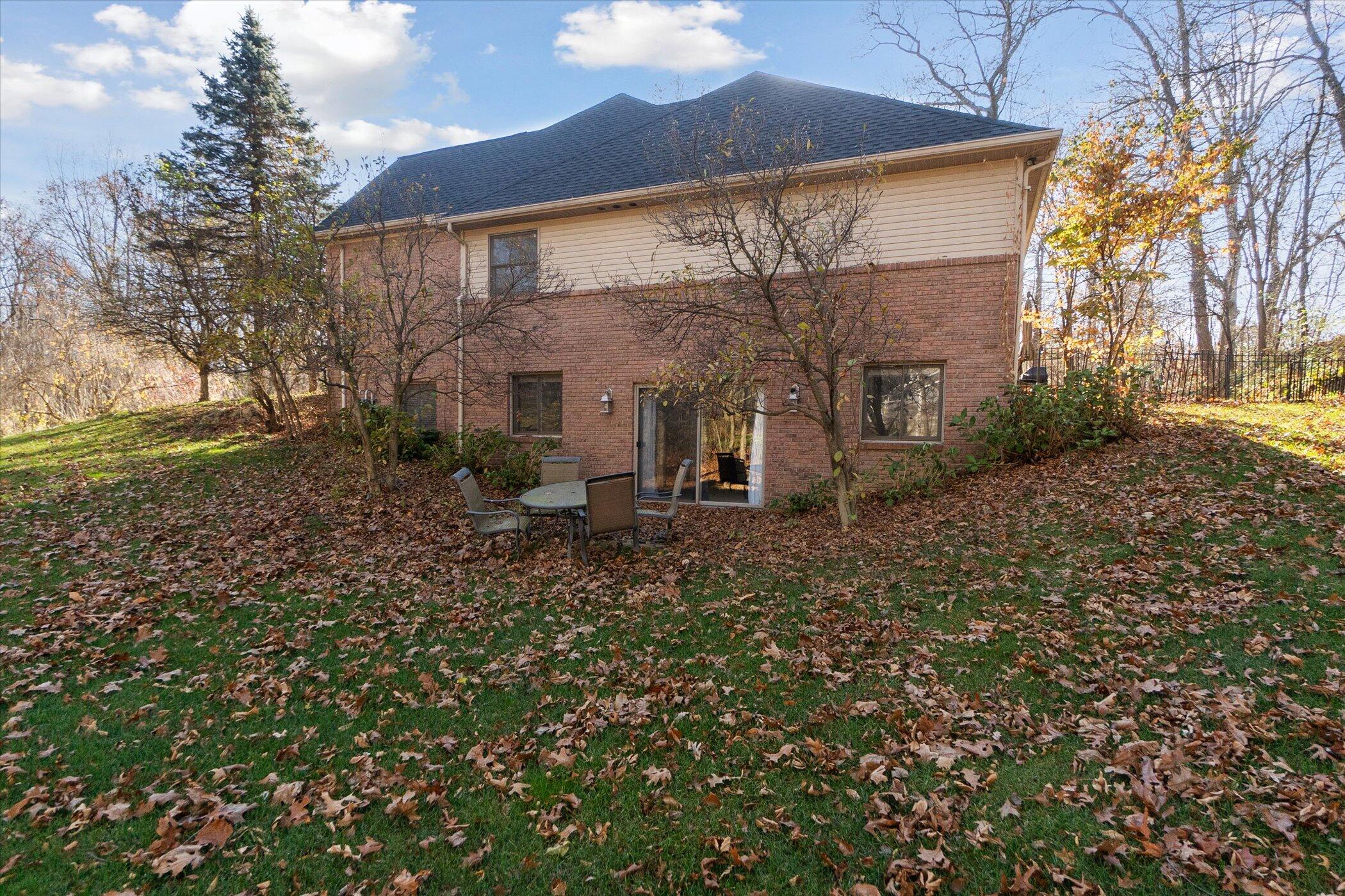 8200 Walkabout Way Pinckney, MI 48169 - Photo 45 of 56 43-8200-Walkabout-Way-Pinckney-MI-48169-