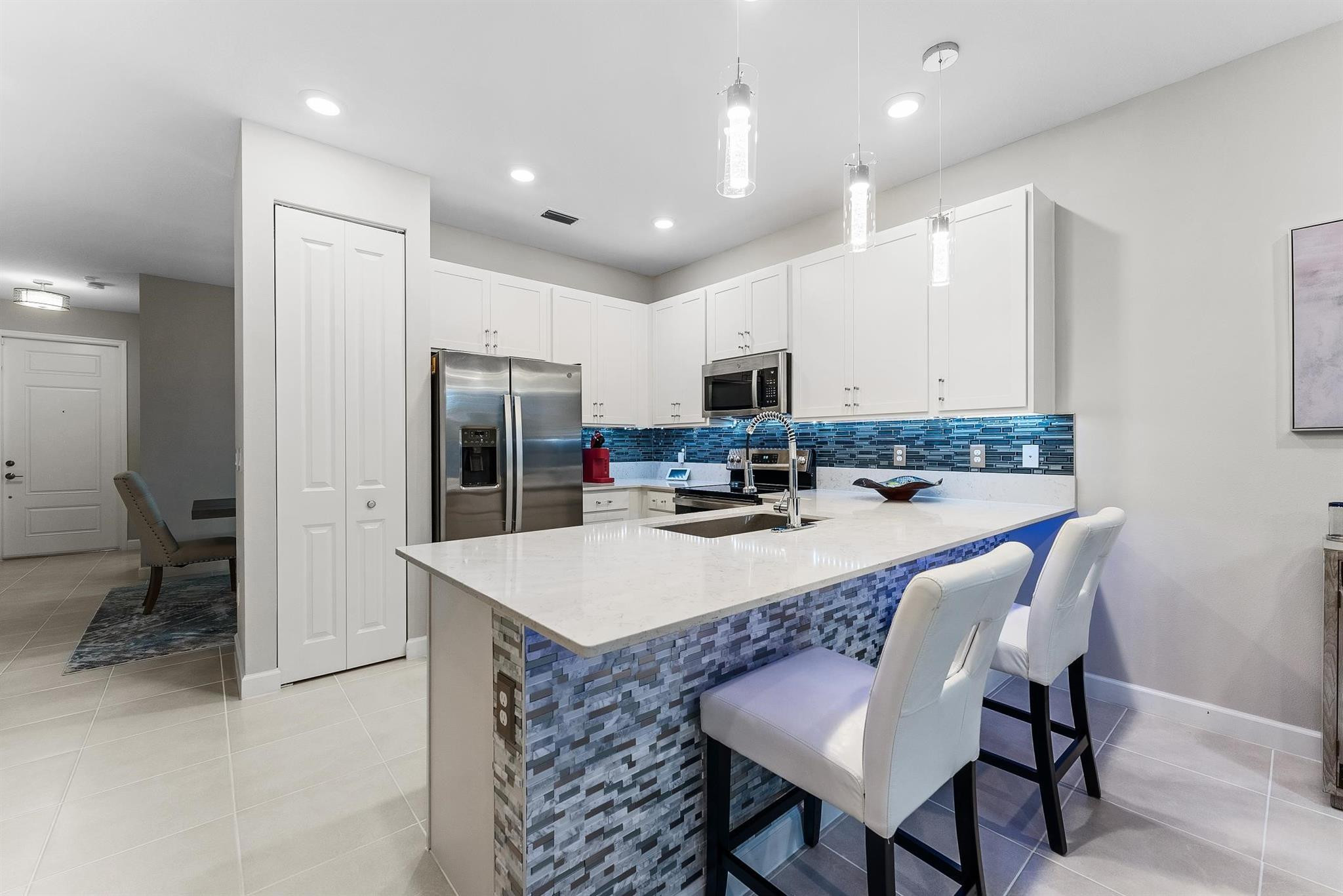 14526 Wiley Range Road, Unit 14526 Delray Beach, FL 33446 - Photo 16 of 52 Custom fixtures throughout