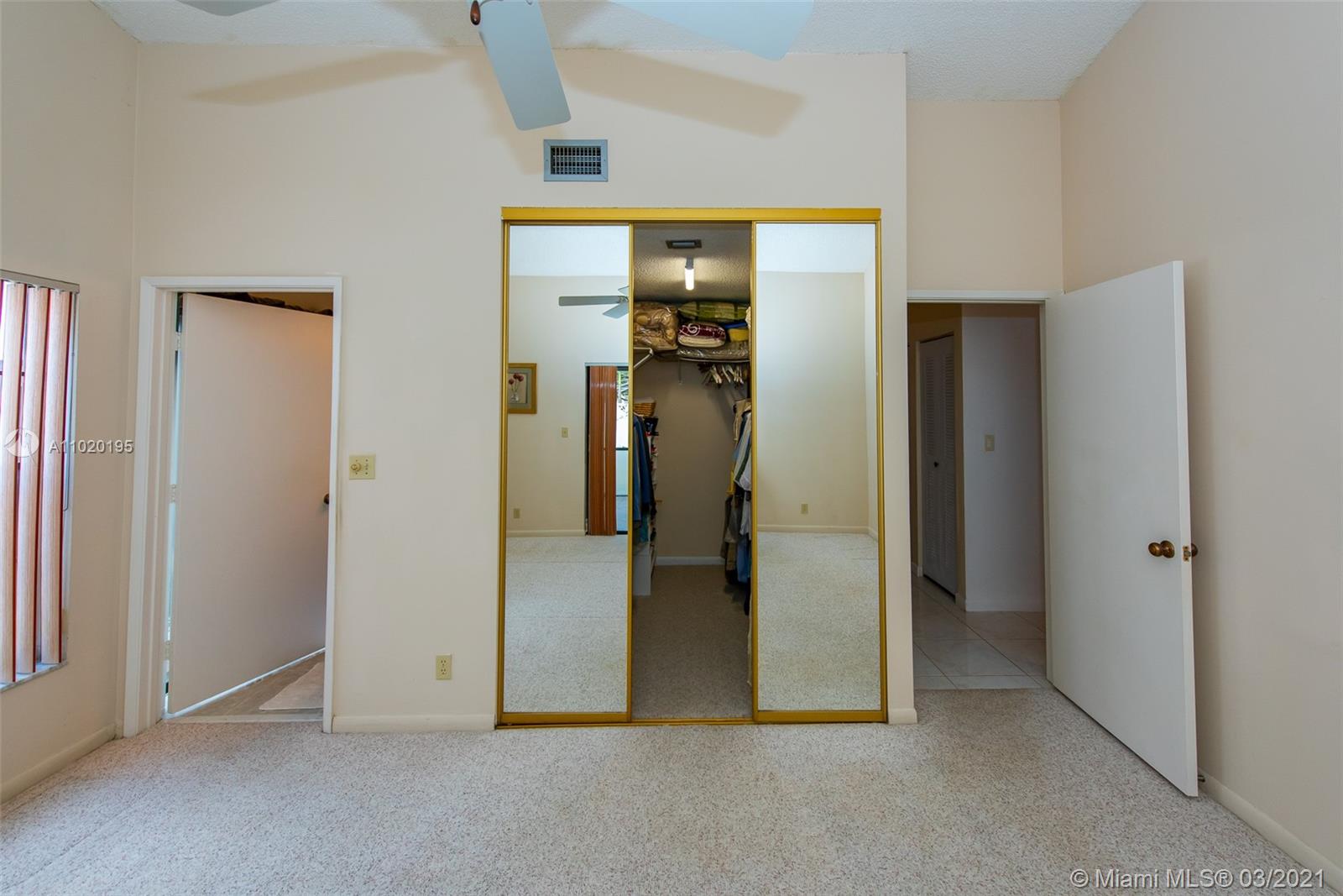 21060 Woodspring Avenue Boca Raton, FL 33428 - Photo 20 of 63 Gallery Image 20