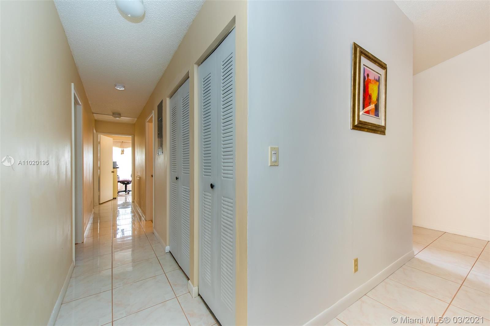 21060 Woodspring Avenue Boca Raton, FL 33428 - Photo 25 of 63 Gallery Image 25