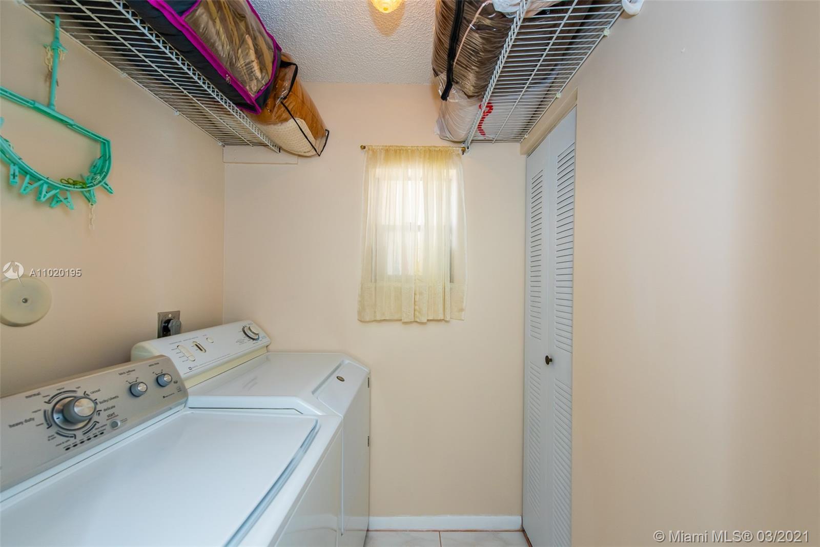 21060 Woodspring Avenue Boca Raton, FL 33428 - Photo 27 of 63 Gallery Image 27