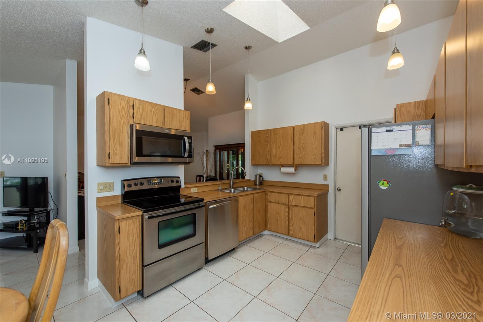 21060 Woodspring Avenue Boca Raton, FL 33428 - Photo 41 of 63 Gallery Image 41