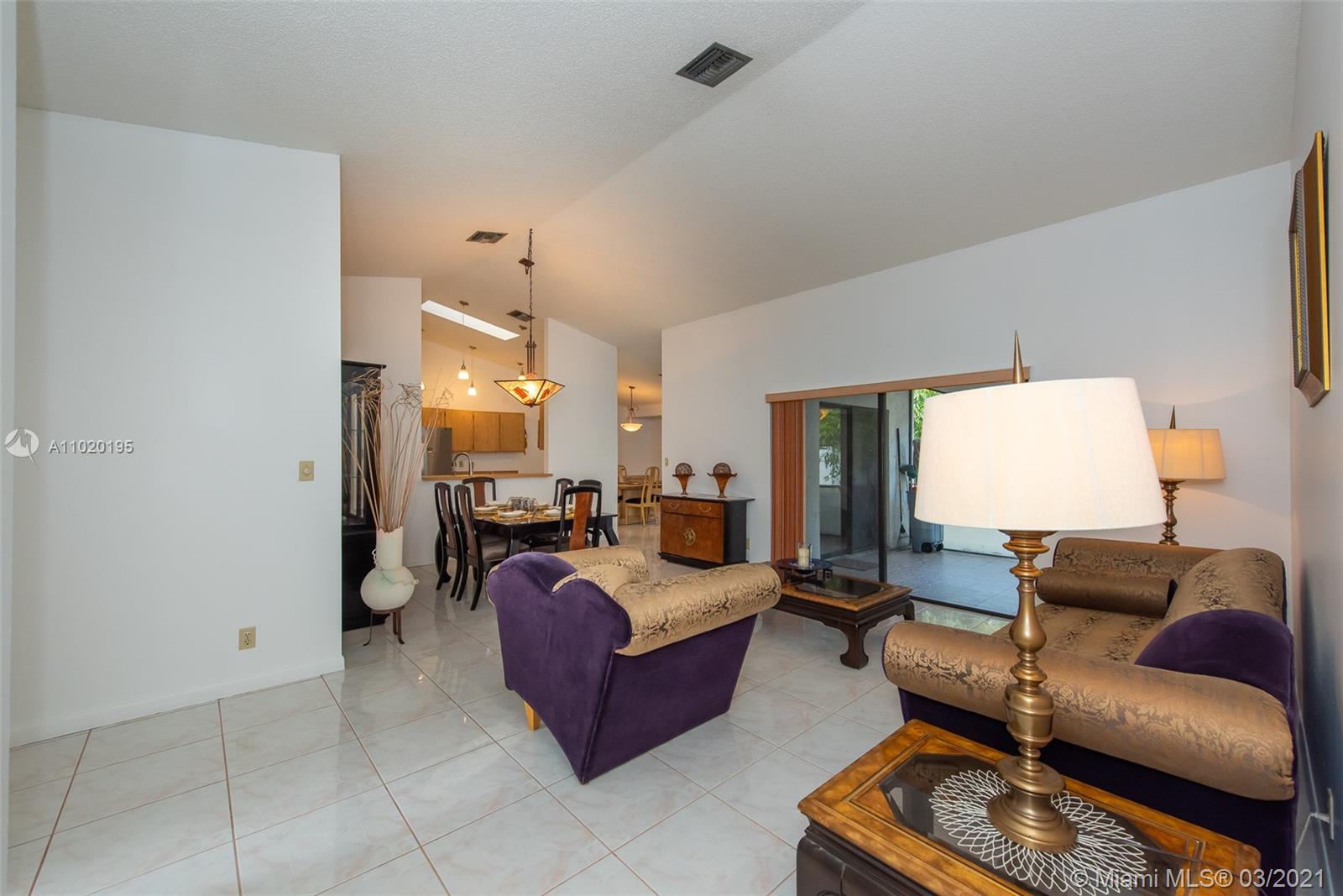 21060 Woodspring Avenue Boca Raton, FL 33428 - Photo 9 of 63 Gallery Image 9
