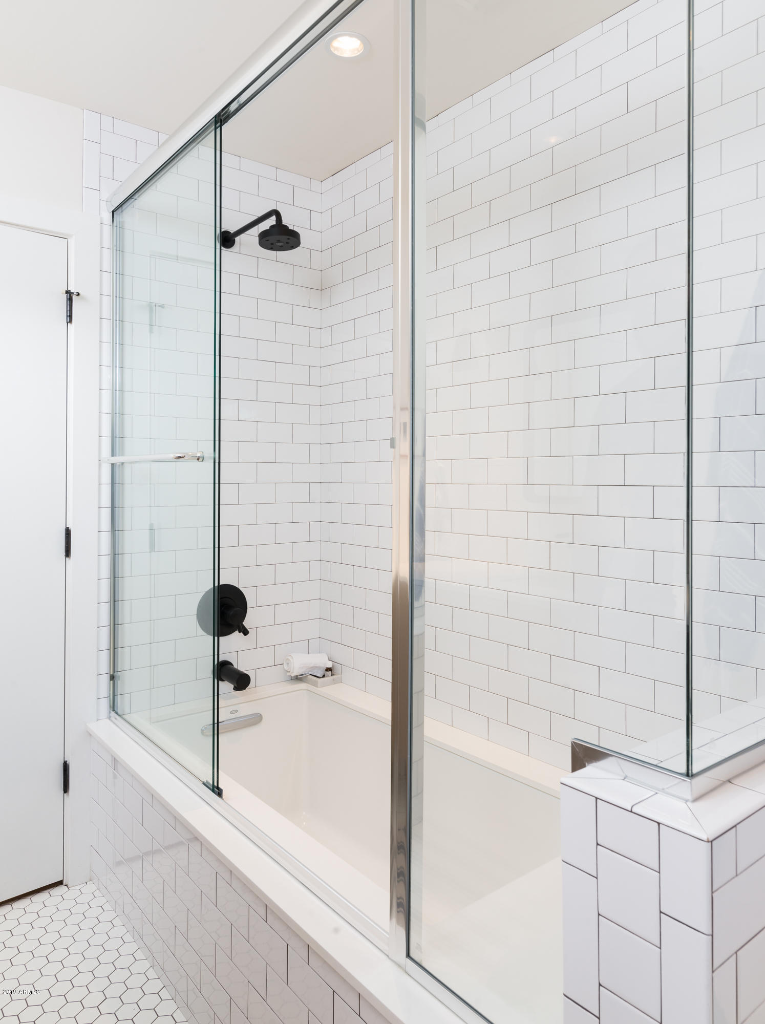 319 West Ocotillo Road Phoenix, AZ 85013 - Photo 21 of 27 Bathroom #2.5