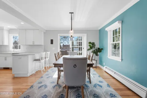 $799,000 | 28 Crestview Avenue, Stamford, CT 06907