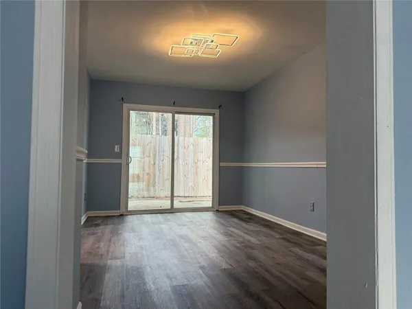 $2,000 | 4500 Shannon Boulevard, Unit 7A, Union City, GA 30291