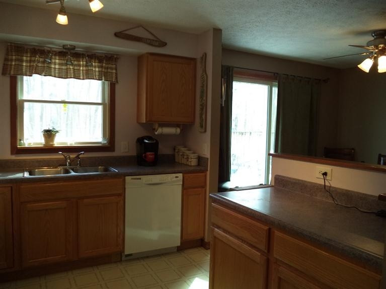 3095 Budd Road Stockbridge, MI 49285 - Photo 7 of 10 Photo 7