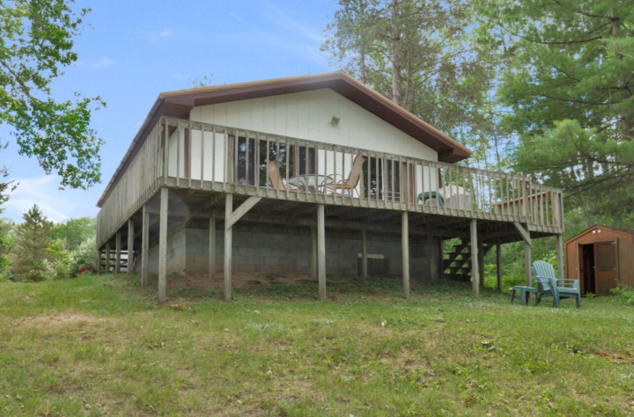1237 Ranger Drive Gladwin, MI 48624 - Photo 1 of 16 Screenshot 2022-06-29 at 5.48.31 PM