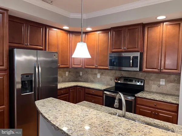 $2,900 | 14208 Haro Trail, Unit 107, Gainesville, VA 20155