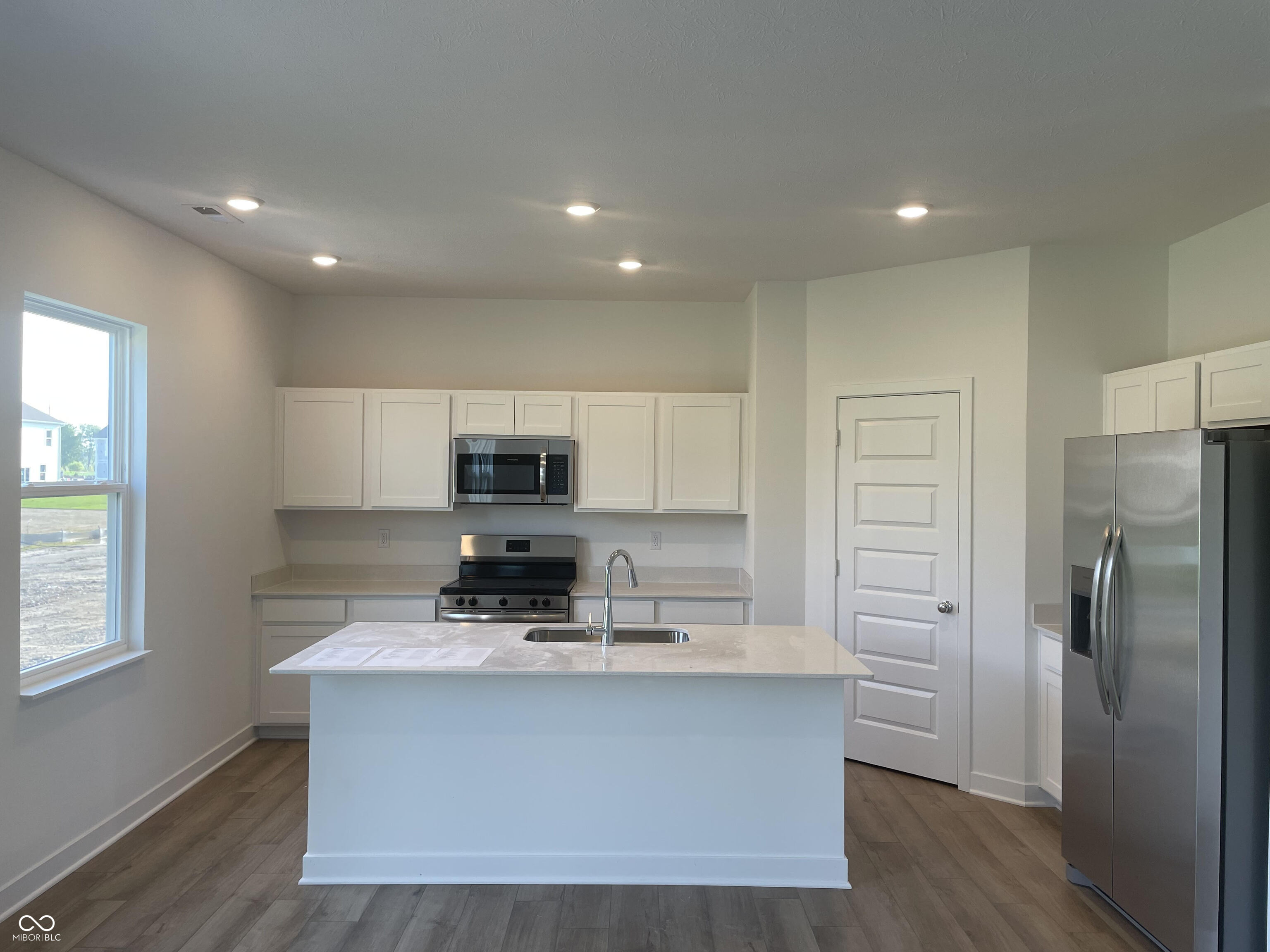 1017 Beck Way Westfield, IN 46074 - Photo 3 of 23