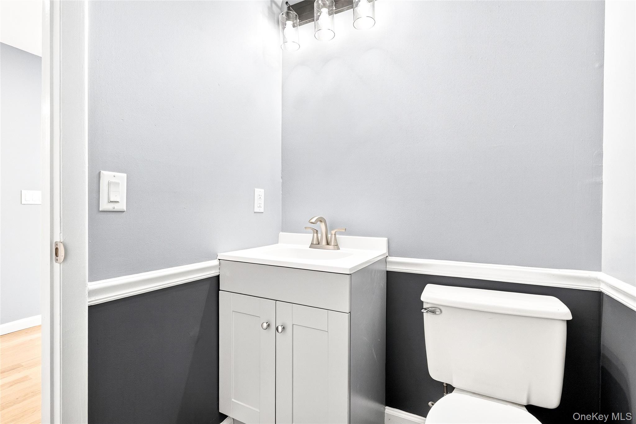 14 Bridle Path Road Ossining, NY 10562 - Photo 18 of 45 a bathroom with a toilet sink and mirror