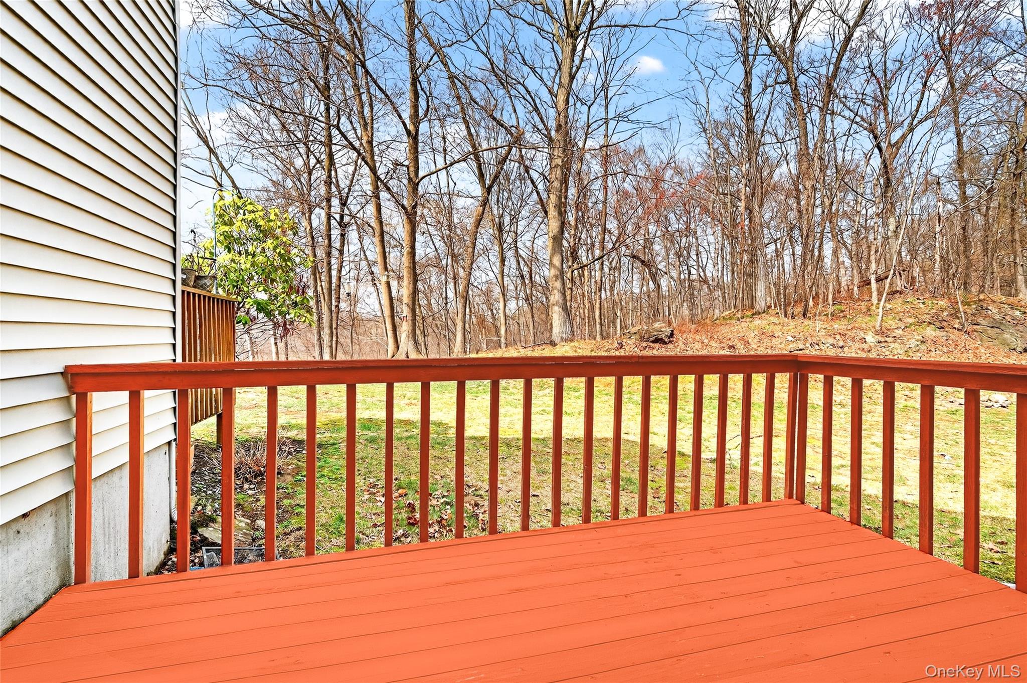 14 Bridle Path Road Ossining, NY 10562 - Photo 38 of 45 a balcony with trees