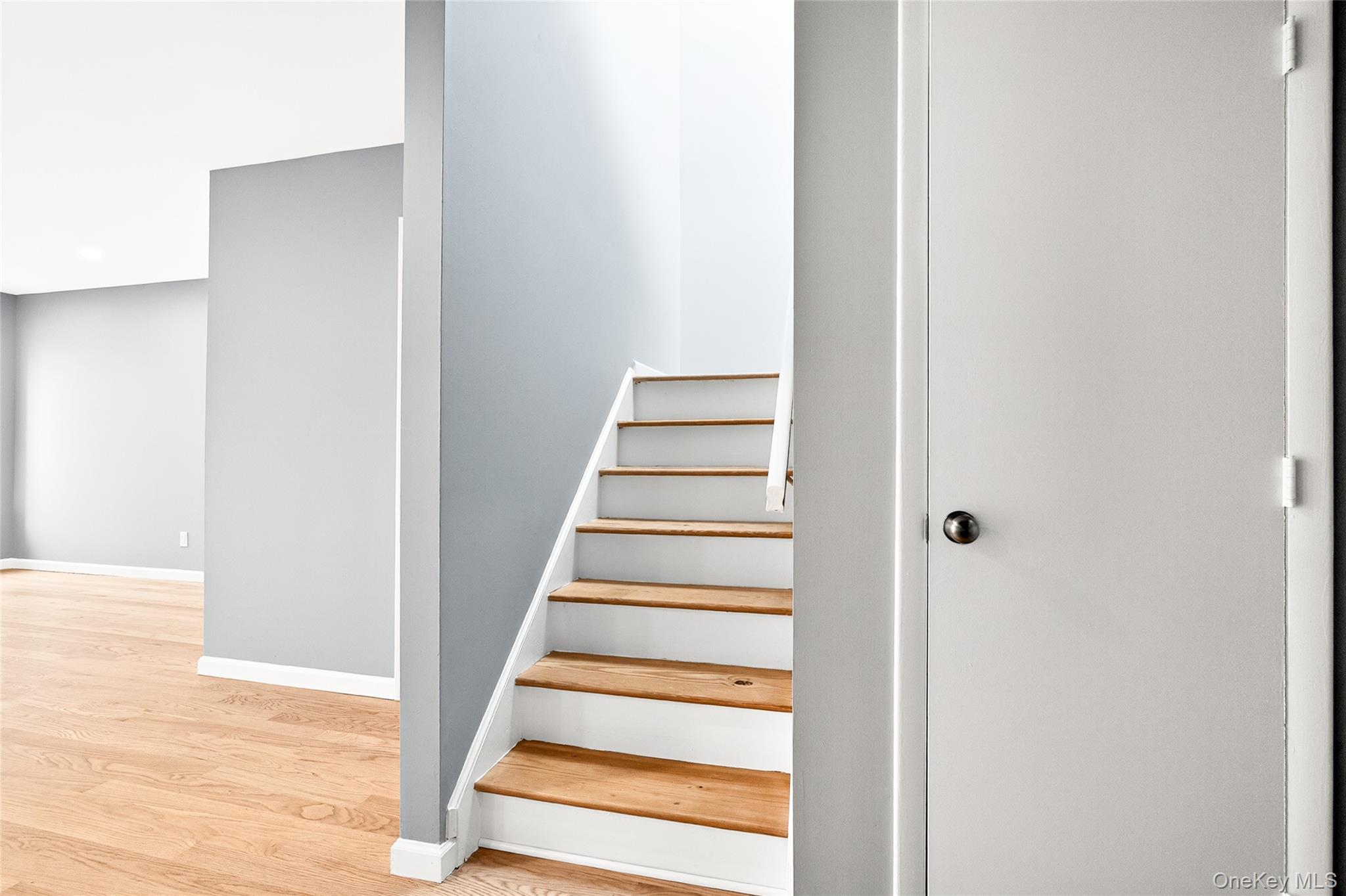14 Bridle Path Road Ossining, NY 10562 - Photo 4 of 45 a view of entryway with wooden floor