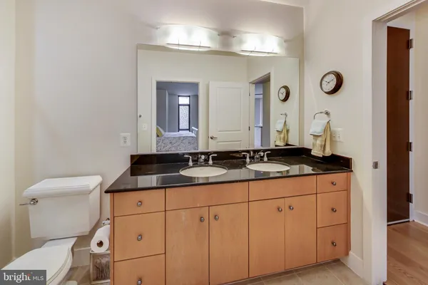 $2,950 | 520 John Carlyle Street, Unit 318, Alexandria, VA 22314
