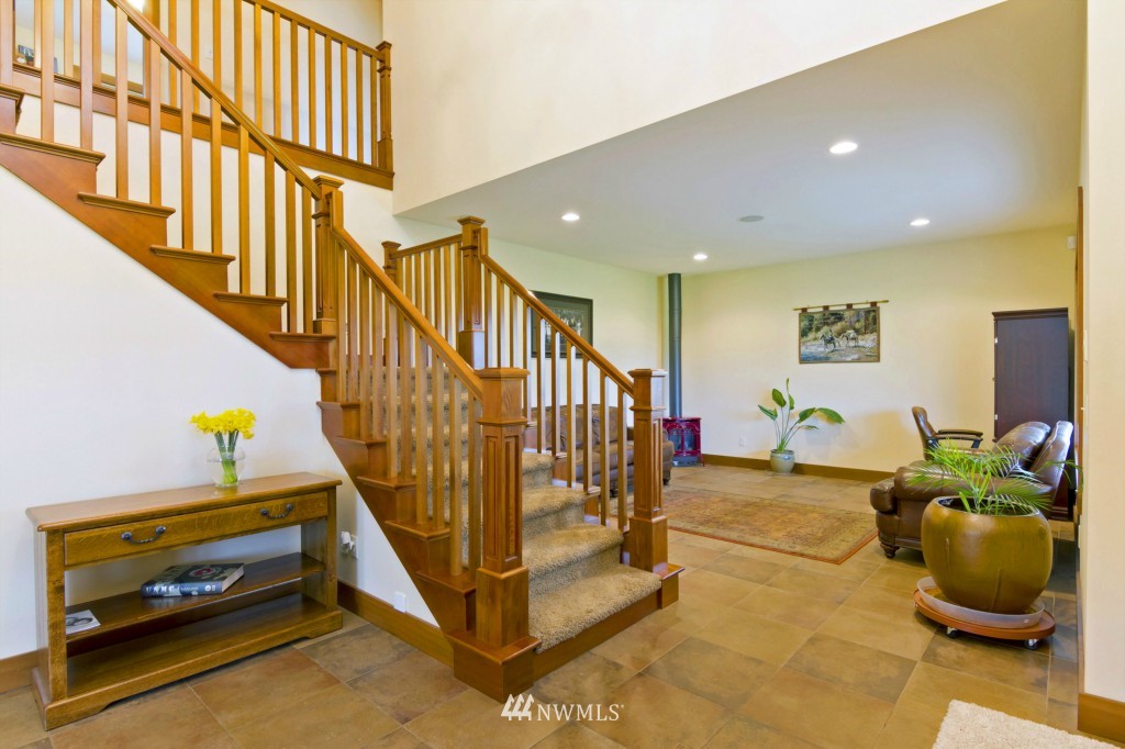5327 Starry Road Bellingham, WA 98226 - Photo 3 of 25
