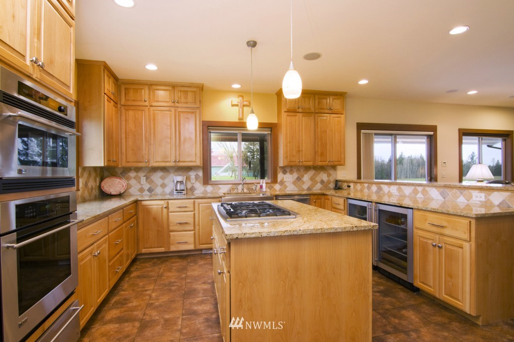 5327 Starry Road Bellingham, WA 98226 - Photo 5 of 25