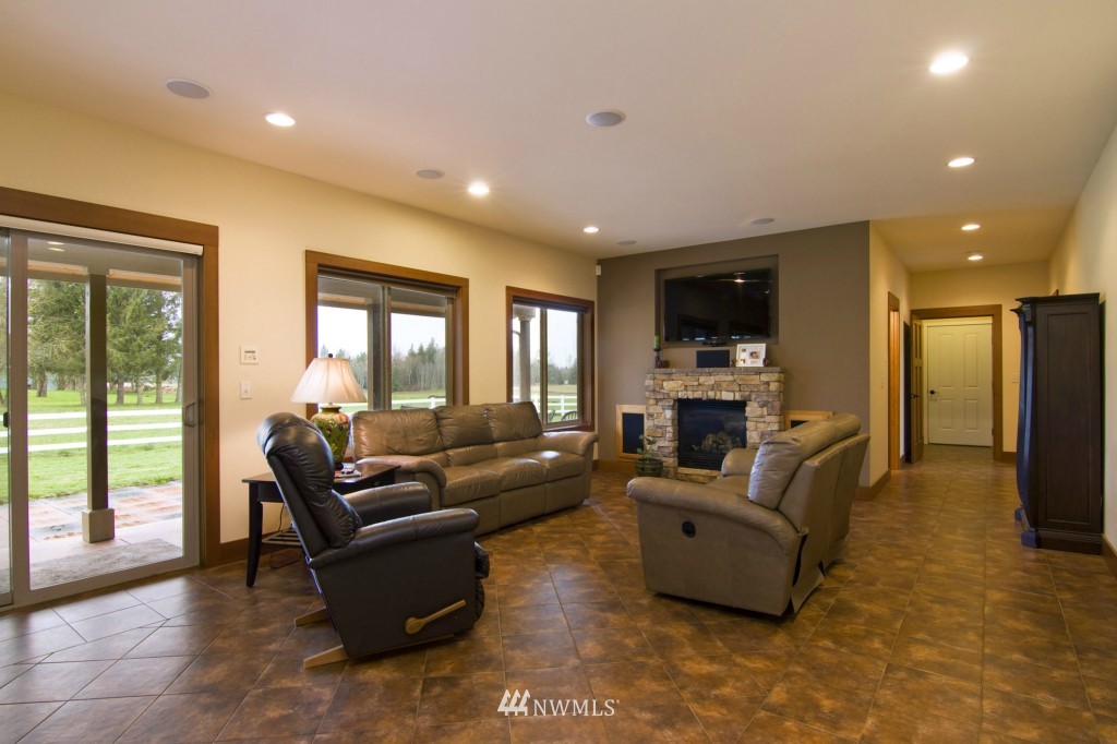 5327 Starry Road Bellingham, WA 98226 - Photo 7 of 25