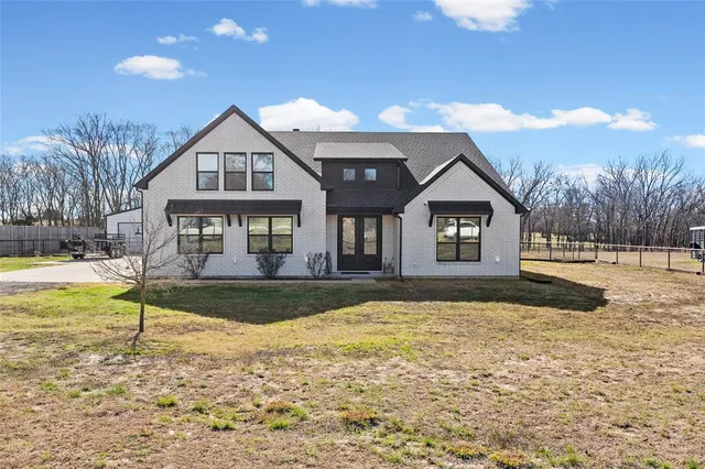 $610,000 | 3557 County Road 4110, Campbell, TX 75422