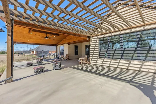 $610,000 | 3557 County Road 4110, Campbell, TX 75422