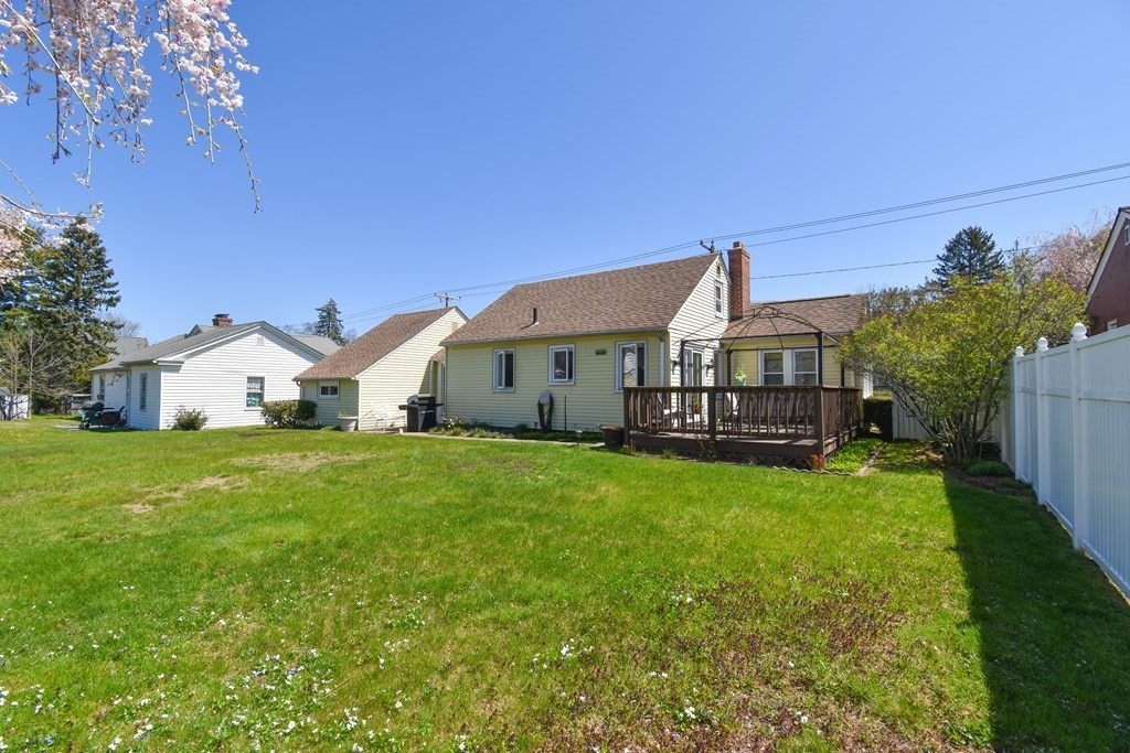 276 Oak Street Springfield, MA 01151 - Photo 36 of 36 a view of a house with a back yard