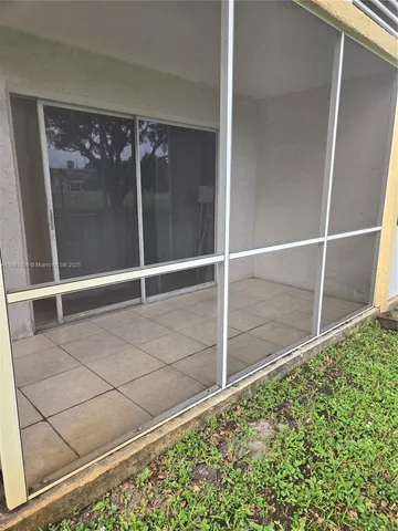 $2,200 | 617 South State Road 7, Unit 1D, Pompano Beach, FL 33068