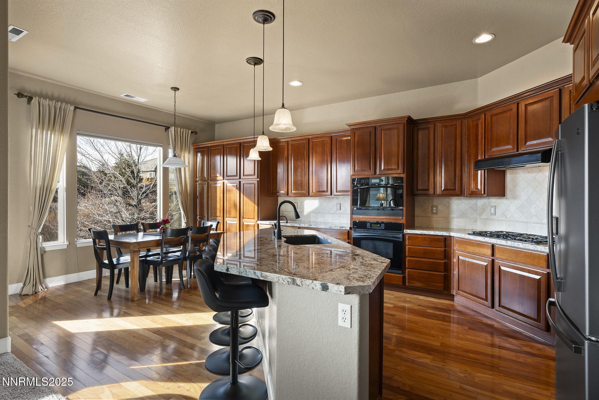 2757 Robb Drive Reno, NV 89523 - Photo 8 of 51 8-web-or-mls-_DSC1588