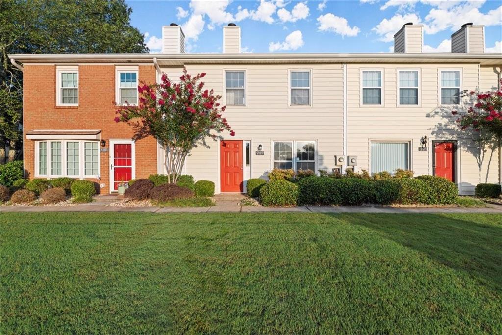 227 Holcomb Ferry Road, Unit 227 Roswell, GA 30076 - Photo 1 of 1 Gallery Image 1