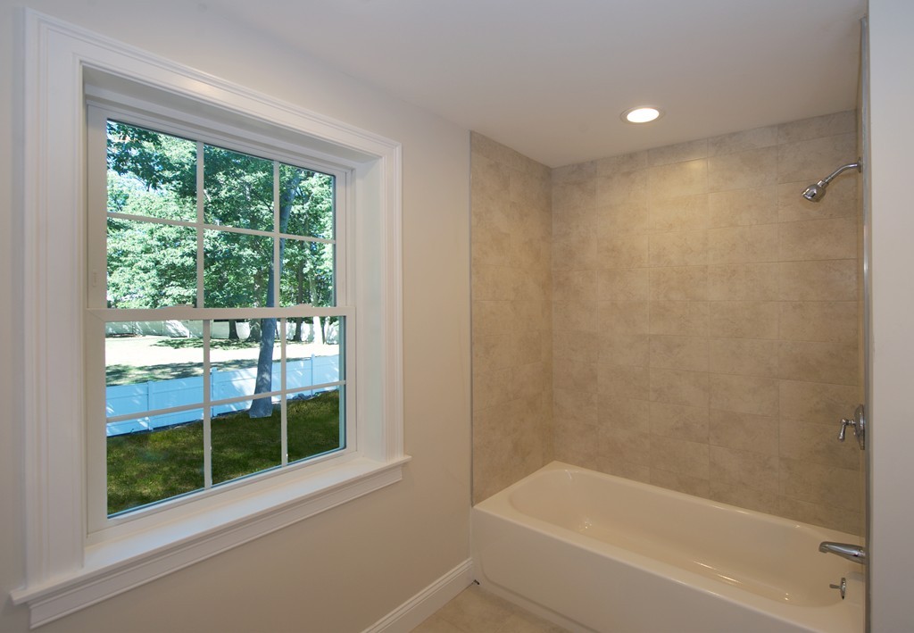 1 Willow Road Lynnfield, MA 01940 - Photo 13 of 17 Gallery Image 13