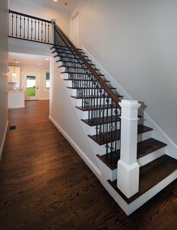 1 Willow Road Lynnfield, MA 01940 - Photo 2 of 17 Gallery Image 2