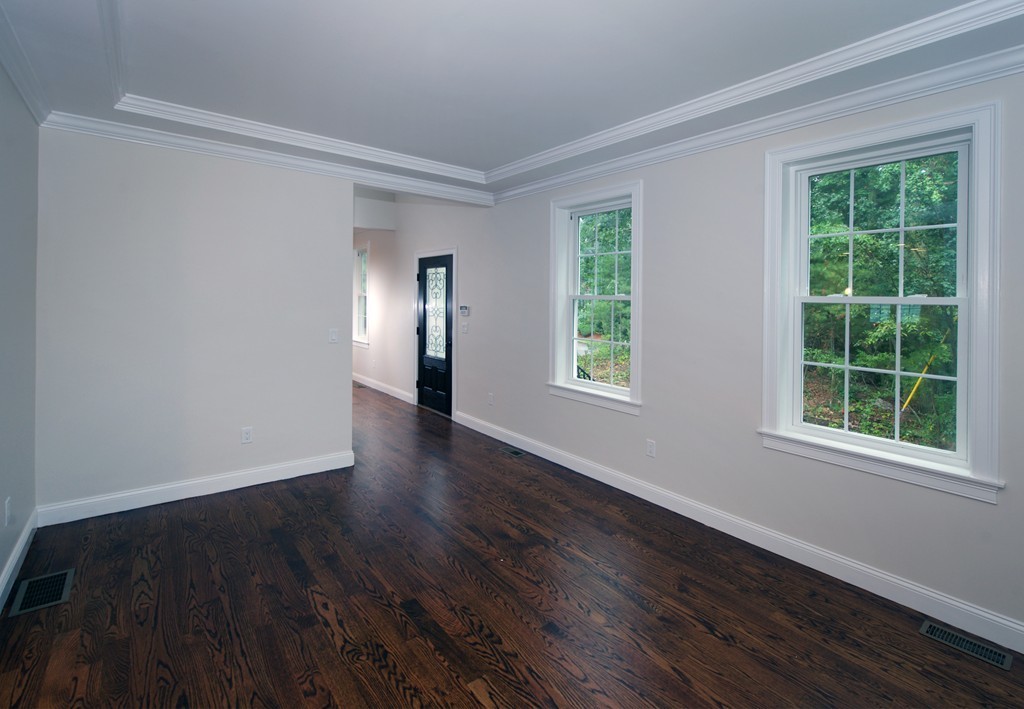 1 Willow Road Lynnfield, MA 01940 - Photo 9 of 17 Gallery Image 9