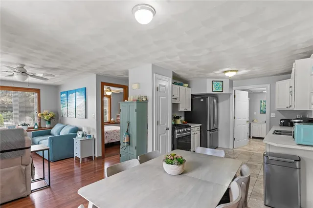 $575,000 | 6 Island View Drive, Warwick, RI 02886