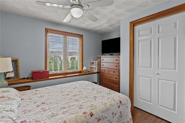 $575,000 | 6 Island View Drive, Warwick, RI 02886