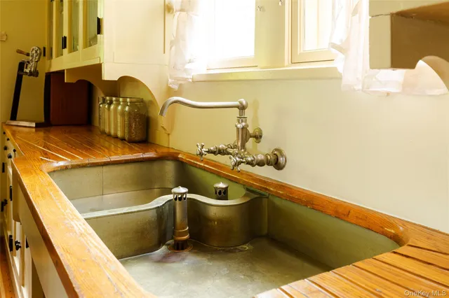 $3,250,000 | 352 Galli Curci, Margaretville, NY 12455