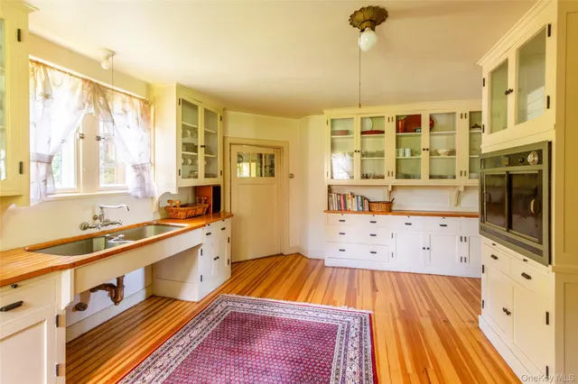 $3,250,000 | 352 Galli Curci, Margaretville, NY 12455