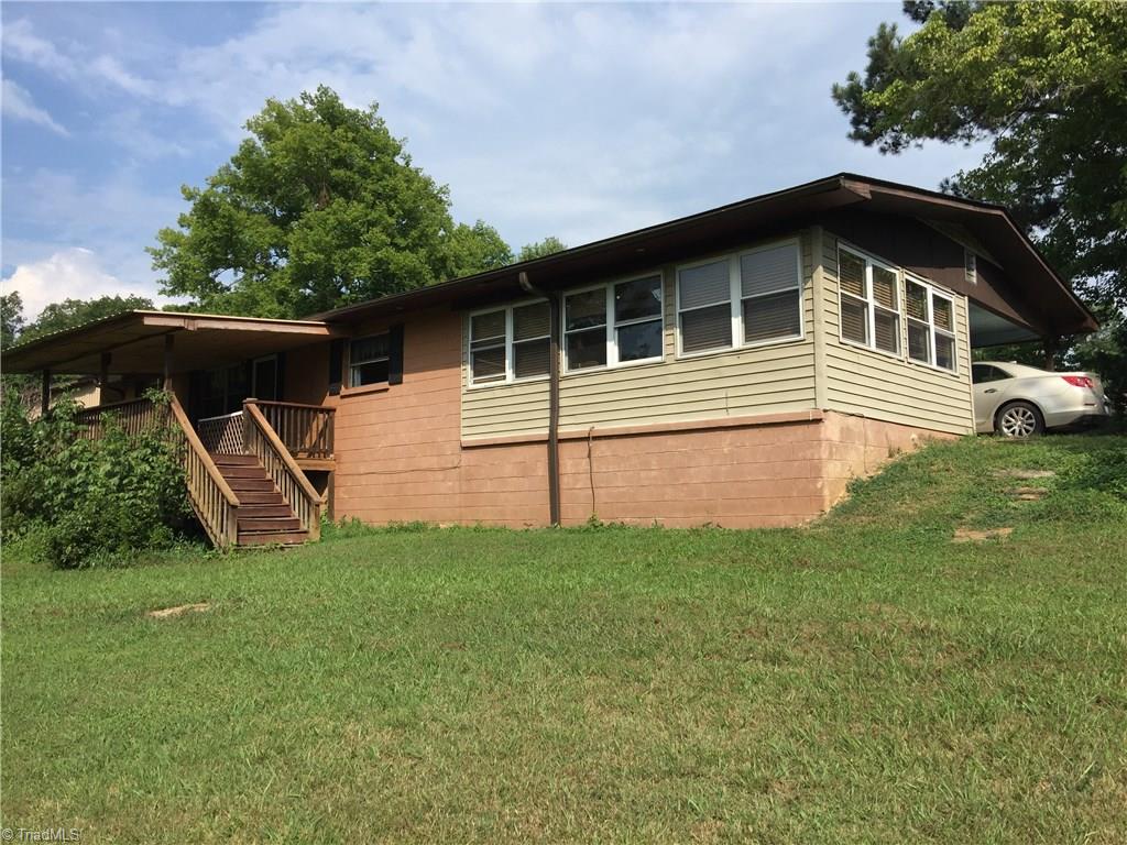 785 North Howard Mill Road Robbins, NC 27325 - Photo 3 of 27 Gallery Image 3
