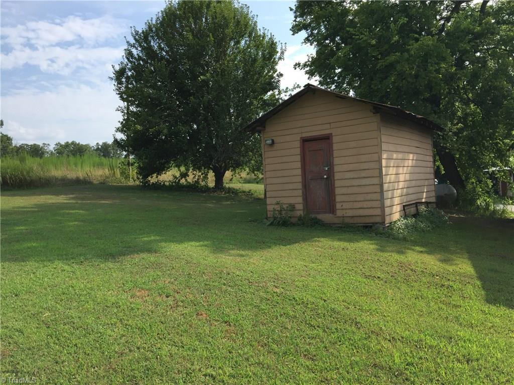 785 North Howard Mill Road Robbins, NC 27325 - Photo 21 of 27 Gallery Image 21