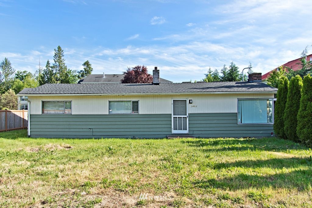 5403 Northeast 4th Street Renton, WA 98059 - Photo 1 of 12