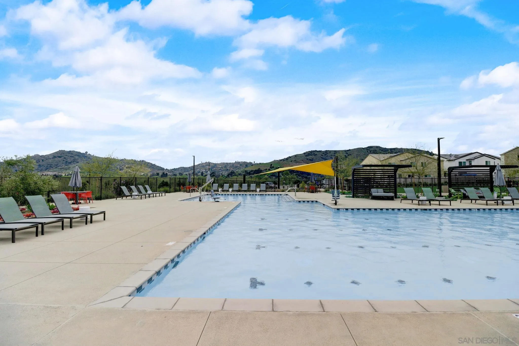 228 Perennial Place Fallbrook, CA 92028 - Photo 60 of 74 Gallery Image 60