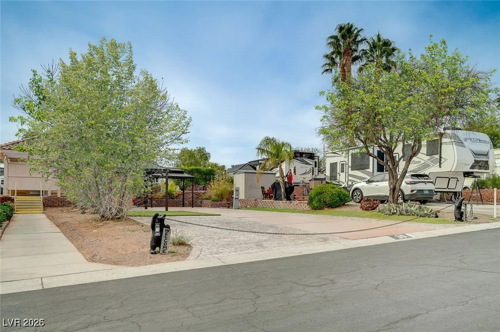 866 Sparrow Way Boulder City, NV 89005 - Photo 23 of 25 Obstructed view of property with a residential view
