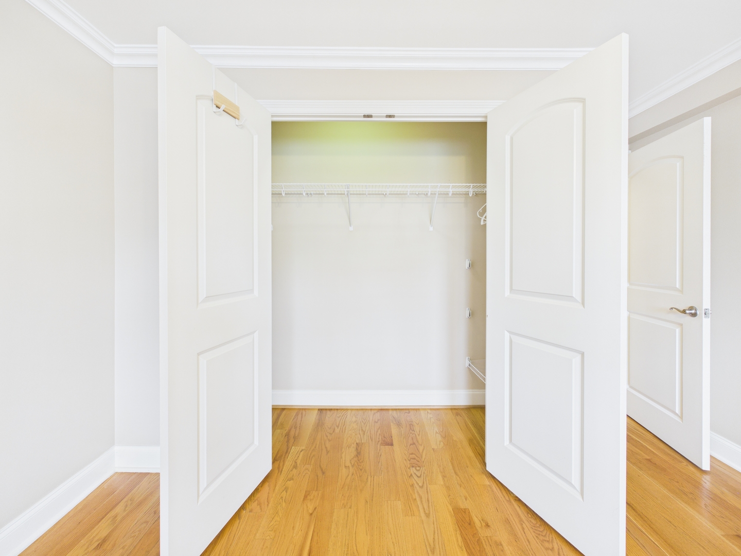 2210 South Goebbert Road, Unit 226 Arlington Heights, IL 60005 - Photo 28 of 49 Gallery Image 28