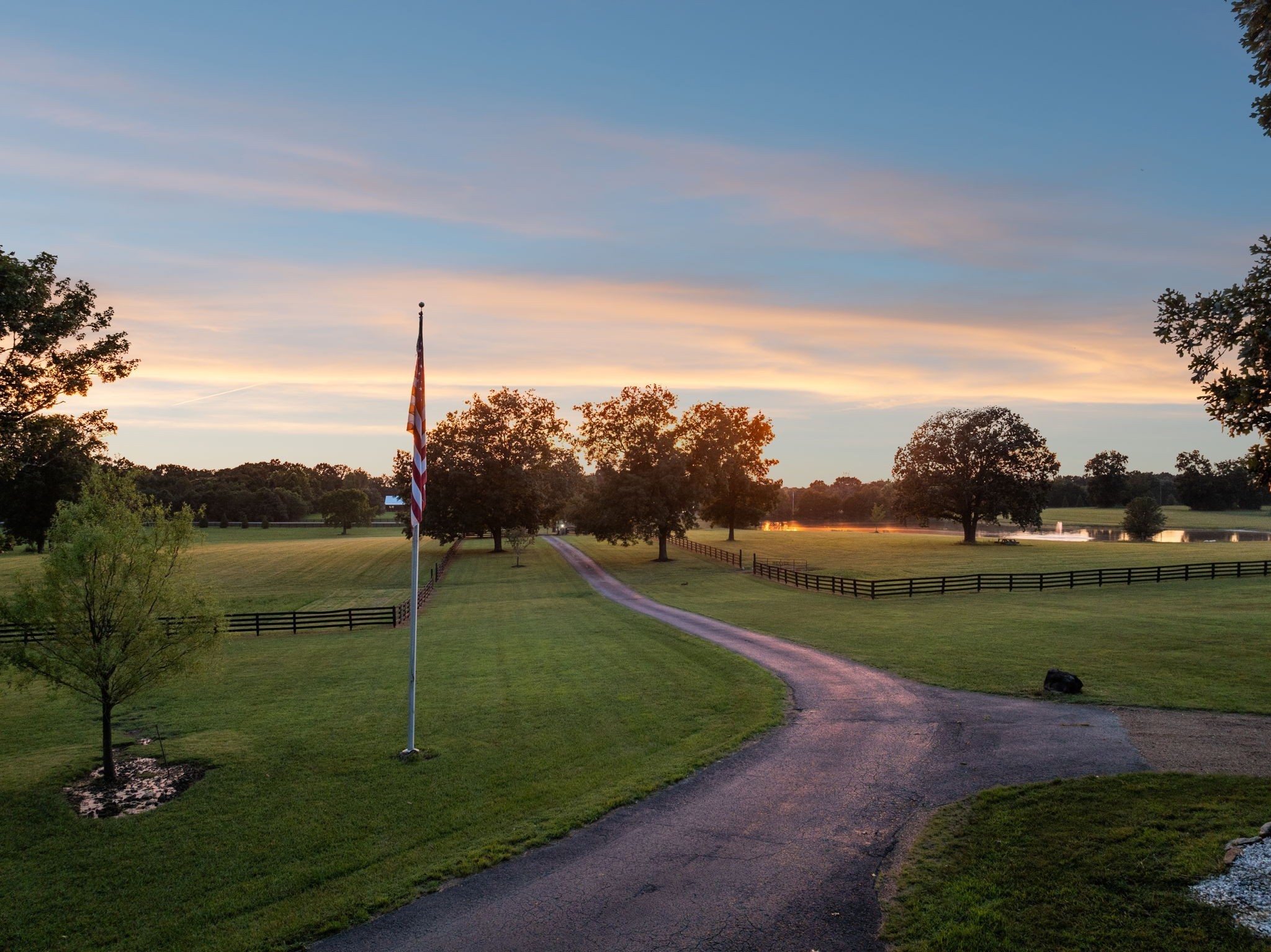 6040 South Mt Juliet Road Hermitage, TN 37076 - Photo 4 of 26