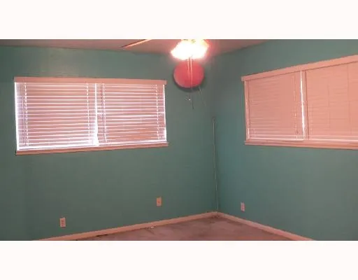 a picture of a room