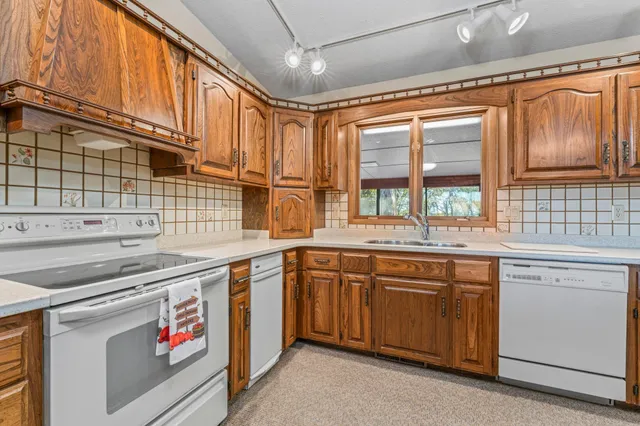 $689,900 | 1144 120th Avenue Southwest, Byron, MN 55920