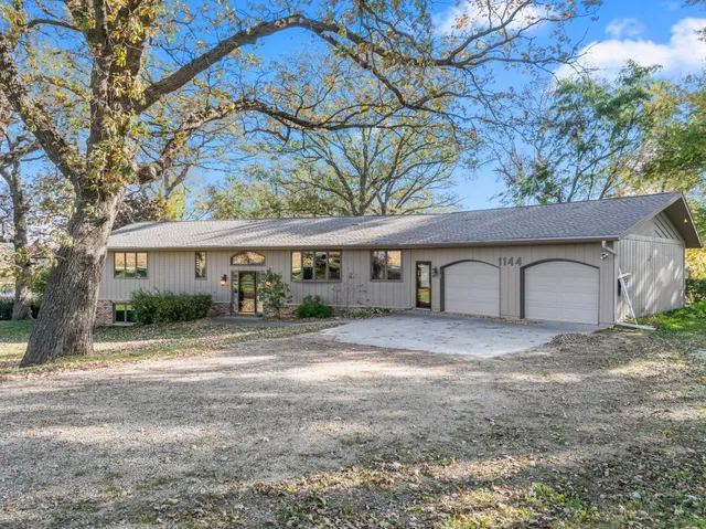 $689,900 | 1144 120th Avenue Southwest, Byron, MN 55920