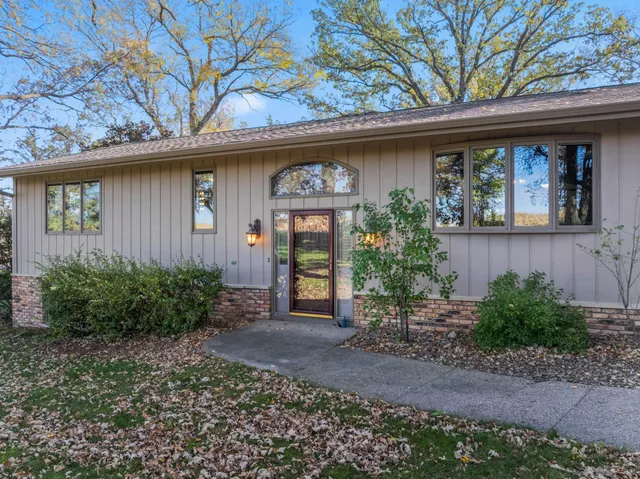 $689,900 | 1144 120th Avenue Southwest, Byron, MN 55920