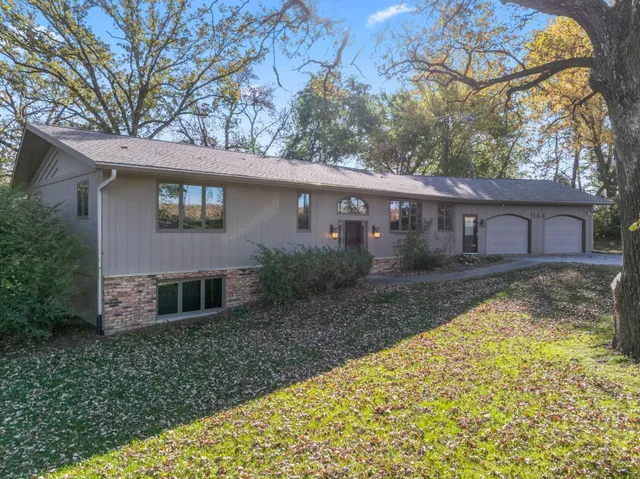$689,900 | 1144 120th Avenue Southwest, Byron, MN 55920